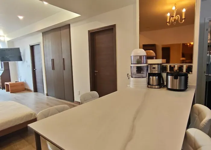 Appartement Embajada De Estados Unidos En *